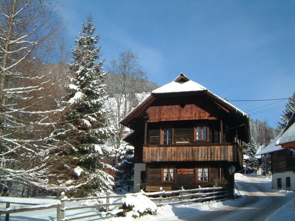 Haus Am Bach Villa Bad Kleinkirchheim Rum bild